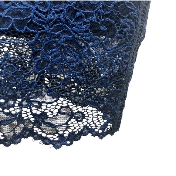 MiaoMiao Navy Lace Overlay Pencil Dress - Size Medium - Picture 8 of 13